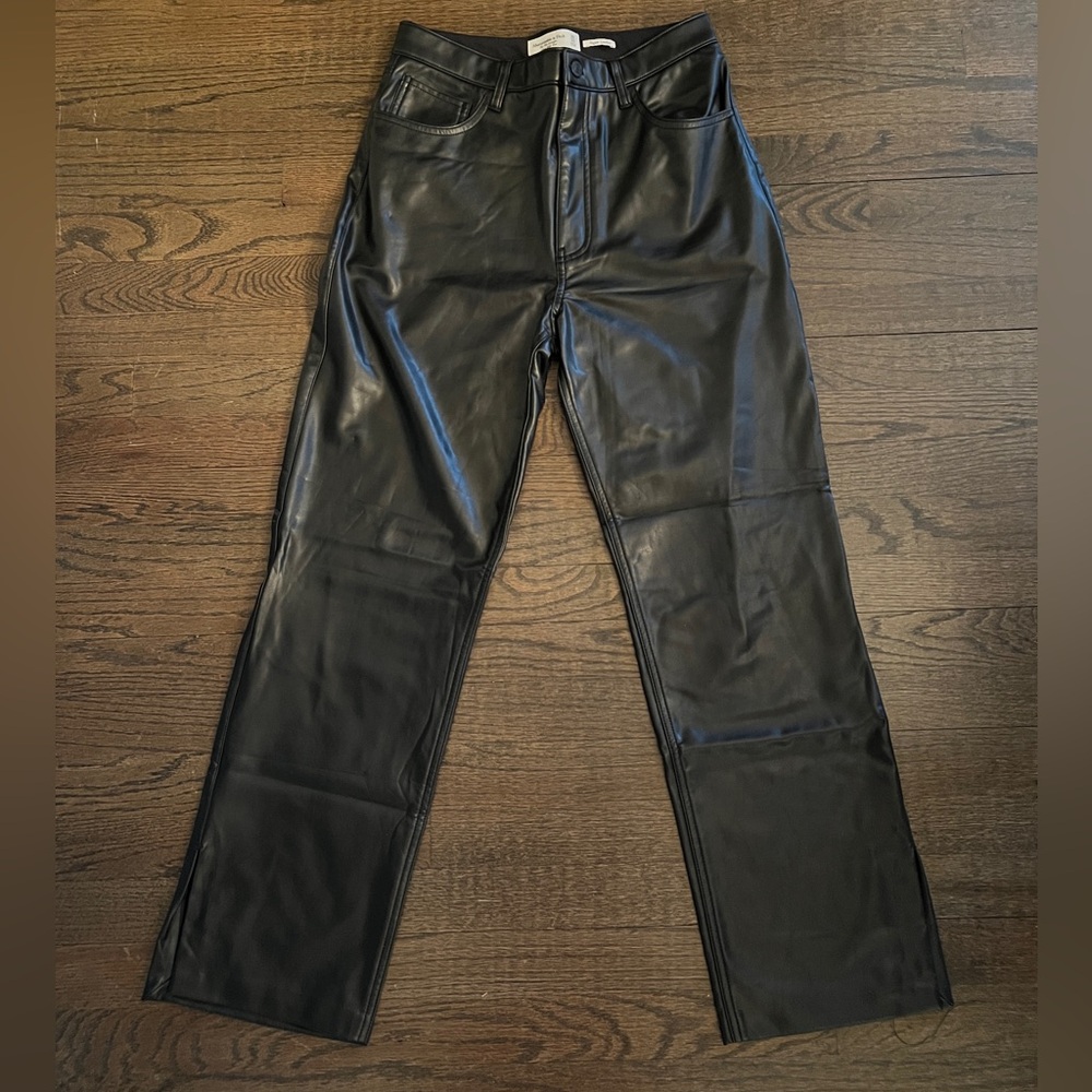 Abercrombie leather 90s straight ultra high-rise pants